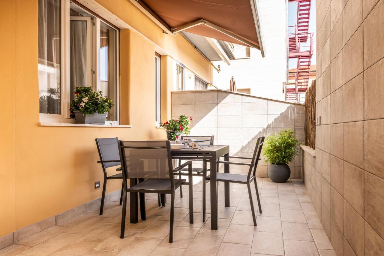 Versilia - Fronte Mare Apartment Lido di Camaiore